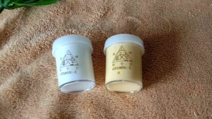 Sepasang Cream Vitamin E Segitiga Flek Hitam & Komedo: Solusi Skincare Glowing Ampuh