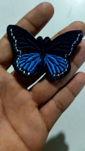 Patch Bordir Kupu-Kupu Biru: Aksesoris Fashion Bordir