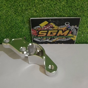 BREKET DEPAN KALIPER 4PISTON BIGPOT AXIAL KANAN DISC 300MM PNP VIXION OLD/ F1ZR/ JUPITER BURHAN/ NUOVO/ RX KING/ BYSON/ SCORPIO