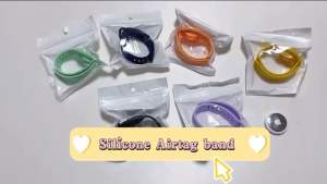 (LOCAL SELLER) wrist air tag airtag case holder protection shell airtag case protector anti lost Keychain
