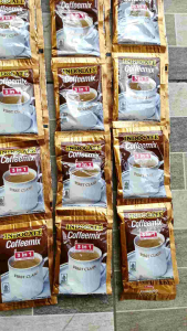 indocafe coffemix satu renceng isi 10 sachet