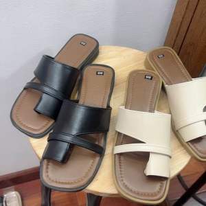 Dép xỏ ngón nữ chất da mẫu mới xinh L47 ( phom nhỏ tăng 1 sz)