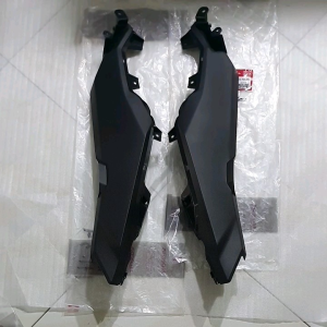 sambungan cover body samping belakang adv 150 kiri / kanan cover body side