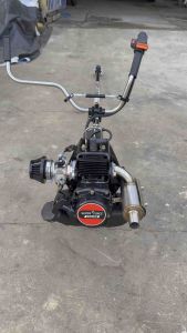 แฮนด์เครื่องตัดหญ้า แฮนด์ซิ่ง ขนาด 19 มิล จับถนัดมือ วัสดุแสตนเลส 304 แข็งแรง ทนทาน ไม่หักง่าย คุณภาพเกรดพรีเมี่ยม ออกแบบมาเพื่อตอบโจทย์การใช้งาน ตัดหญ้าได้นานไม่ปวดหลัง