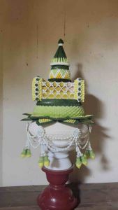 พานธูปเทียนแพ