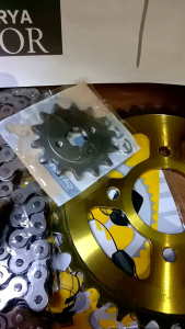 GEAR SET PULSAR 180 UG4 RANTAI TEBAL 520H ESF