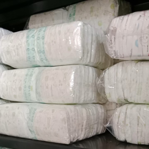 Mamy Poko repacking  isi 50pcs celana / perekat