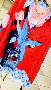 Kemeja Silk Batik Biru: Pakaian Wanita Terlaris