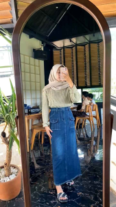 Rok Jeans Strecth Wanita: Fashion Wanita Kekinian