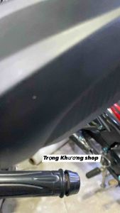 Gương xoay 360 độ mẫu Ab chân 10 ly ren thuận gắn nhiều xe( tặng kèm chân nối 2cm) giá 1 cái bên trái