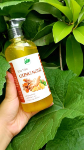 Sữa tắm gừng nghệ thảo mộc 500ml/ 1 lít