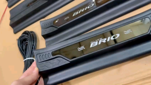 Sillplate Samping Brio 2012-2027: Aksesoris Mobil Sporty Hitam List Chrome