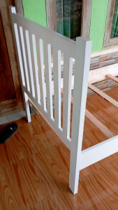 Dipan kasur kayu amahoni/Ranjang kayu minimalis/Tempat tidur kayu minimalis moderun/Dipan putih/Tempat tidur no dua/Alas Tempat Tidur kayu warna ptih/Ranjang kayu minimalis
