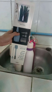(พร้อมส่ง นำเข้า🇺🇸)Owala 2-in-1 Water Bottle Brush แปรงสำหรับทำความสะอาดขวดน้ำและหลอด