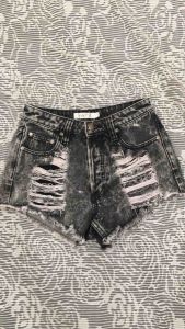 Quần Short Tua 2 hand - Hiệu MINK. PINK- Size S(Q116)