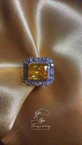 แหวนเพชรแฟนซี CZ สีอำไพ ลดราคาเหลือ ฿2290.- จากราคา ฿3290.- บาท รวมส่ง