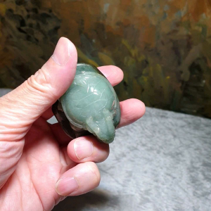 Type A Jadeite light greenish with "Jade skin" Dragon-Tortoise palmstone/small display (with certificate) 翡翠浅绿带原玉皮龙龟小把件/小摆设(带证书)