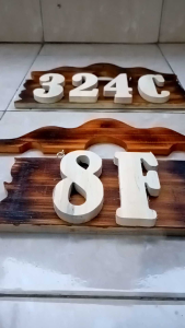 huruf timbul papan nomor rumah kayu