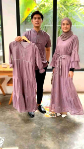 New Gamis Family Couple Elnara by Ghifa Batik Menggunakan Brokat Malika Berfuring Dengan Aplikasi Mote Payet Di Siku Lengan