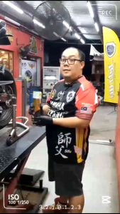 G-Minyak Rantai JBG (JETRON Black Gold)150ML240ML dan 500ML. Minyak Rantai Motosikal Tak memercik percik Dan Kalis air