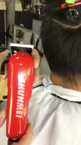 SHUNMEI-808a📌  V-9000 📌#อุปกรณ์ตัดผมชายเป็นรุ่นที่แรสะใจ📌สีแดง📌ทางร้านทำการลับคม~แต่งบาง~เซาะร่องฟัน~พร้อมใช้งาน🎀ลูกค้านำไปใช้งานได้ทันที🎀ทางร้านรับประกันความคม🎀ลื่นเวลาตัด🎀🎀