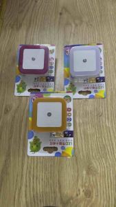 Đèn ngủ vuông cảm biến ánh sáng