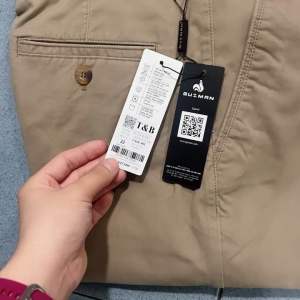 Quần kaki Guzman không xếp ly (regular) ống rộng xuông