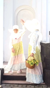 Dannis dTiers Abaya Couple Mom and Girl Gamis Ibu dan Anak Pakaian Muslim Wanita