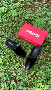 Sepatu Pria Bustong Kulit PU Pantofel Slip On