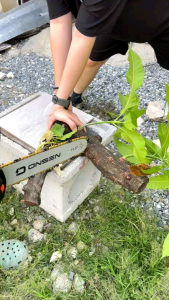 เลื่อยโซ่แบต บัสเลส เลื่อยไฟฟ้าไร้สาย ยี่ห้อ Onsen 21V (แบตก้อนใหญ่ 2 ก้อน)