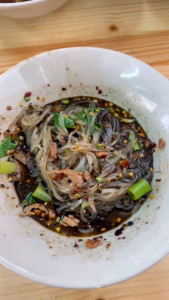 พริกป่น พริกป่นก๋วยเตี๋ยวเรือ เผ็ดหอมาก คั่วดำ คั่วใหม่ 1 kg.(ดำไม่ติดโล)