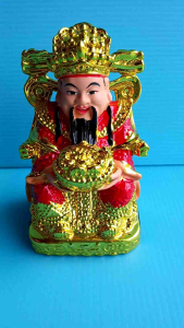 องค์ไฉ่ซิงเอี๊ยนั่งชุดแดงอุ้มกระถางสมบัติขนาดสูง4นิ้วงานเรซิ่น เทพเจ้าแห่งโชคลาภ ราคา280บ.