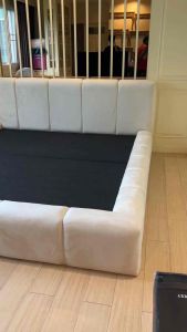 เตียงนอน รุ่น Delta ดีไซน์ทันสมัยหรูหรา จัดส่งฟรี (ในพื้นที่) โครงไม้เนื้อแข็งรับประกันโครงสร้าง หุ้มผ้ากำมะหยี่นำเข้า มีทั้งราคาเฉพาะเตียงนอนและราคาพร้อมที่นอนสปริงเสริมท็อปฟิลโล่หนา 12 นิ้ว สวยตรงปก100% ราคาโรงงาน