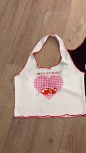 Áo croptop áo thun đính cườm áo ống dưới 50kg ảnh shop chụp