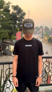 Omidoki Kaos Distro Pria T-shirt Hitam DOGYSTYLE