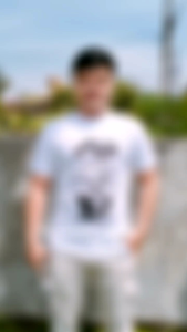 Kaos Lengan Pendek Pria: Terlaris, Termurah & Kualitas Bagus