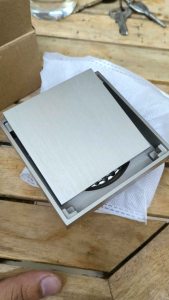 Hố ga thoát sàn inox đúc 304 chóng hôi cao cấp. KT 10x10 dày 2.2ly.