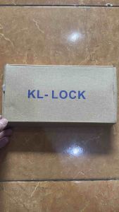 Bộ tay nắm gạt khóa cửa đi nhôm xingfa KL Bộ tay nắm khóa cửa nhôm vát cạnh