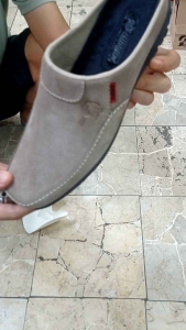 TUTONG PRIA KULIT SUEDE ZURRU