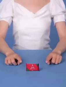 Khăn Nén Hàn Quốc Hình Viên Kẹo Loại Dày Dài 30 cm Đa Năng Tiện Lợi