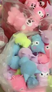 Gấu Dâu Lotso Bear Kuromi Gai Đèn Mềm Siêu To 25cm Bóp Xả Stress
