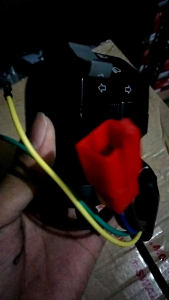 Holder Kiri LH Saklar  MOTOR Yamaha Cryipton Force-1