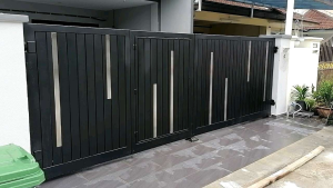 Trackless Steel Gate ( Design TSG 13ft x 5ft ) with Aluminium Panels complete with Autogate system set Anti-corrosion Anti-climbing safety protection convenience powder coated