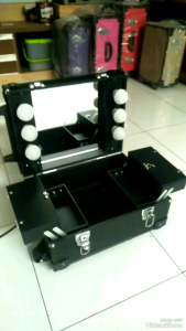 TERMURAH Beautycase 6lampu 4rak 40cm