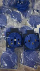 Ổ cắm điện 2 chân 16A dạng hộp dùng cho máy phát điện Ổ cắm Điện 1 pha 2 lỗ 10-16A 1 pha 3 lỗ 10A-16A