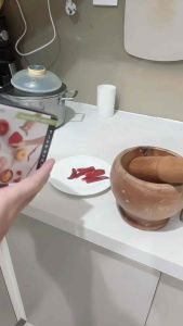 Xay Tỏi Cầm Tay Kaiyo Nhựa Cao Cấp An Toàn Khi Sử DụngXay Tỏi Nhật