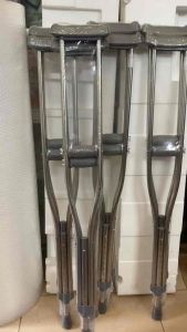 Nạng Chống Nách Bằng Inox - 1 Chiếc