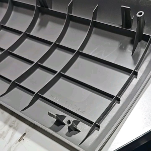 ฝาครอบคอนโซลข้างซ้าย Nissan Navara TD 23