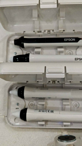 Bút tương tác cảm ứng cho máy chiếu gần -siêu gần Epson