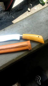 Alat Pegangan/Pisau Badik Sarung: Panduan Lengkap